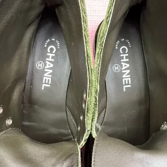 CHANEL Interlocking CC Logo Velvet Lace-Up Boots EU 38 US 8 Green Ankle Booties - Picture 14 of 16